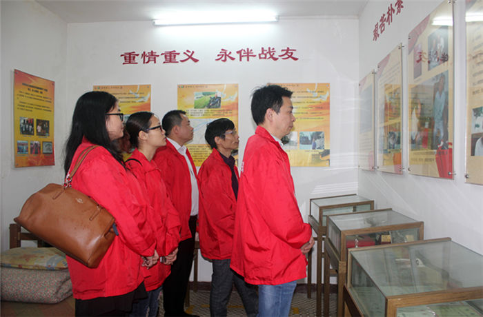 明邦化工黨支部“倫教三洲抗日英雄紀(jì)念碑”清明祭掃活動(dòng) 明邦化工黨支部“倫教三洲抗日英雄紀(jì)念碑”清明祭掃活動(dòng)